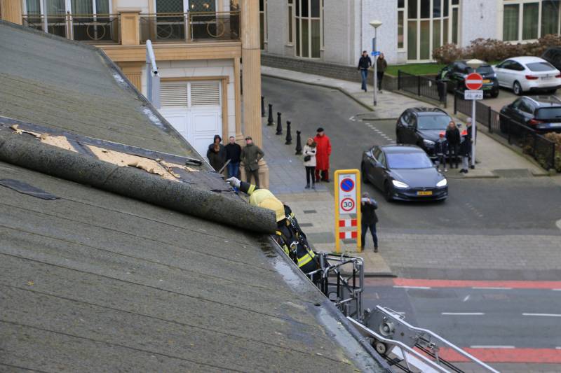 Hulpdiensten druk met stormschades