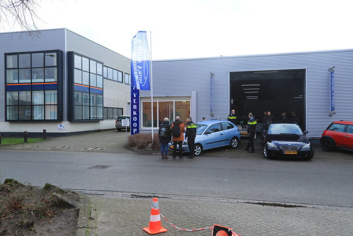 Integrale controle bij 10 autobedrijven op industrieterrein De Isselt