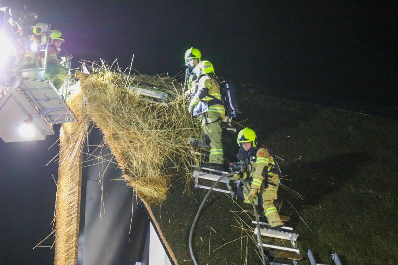Brand in woning met rieten kap