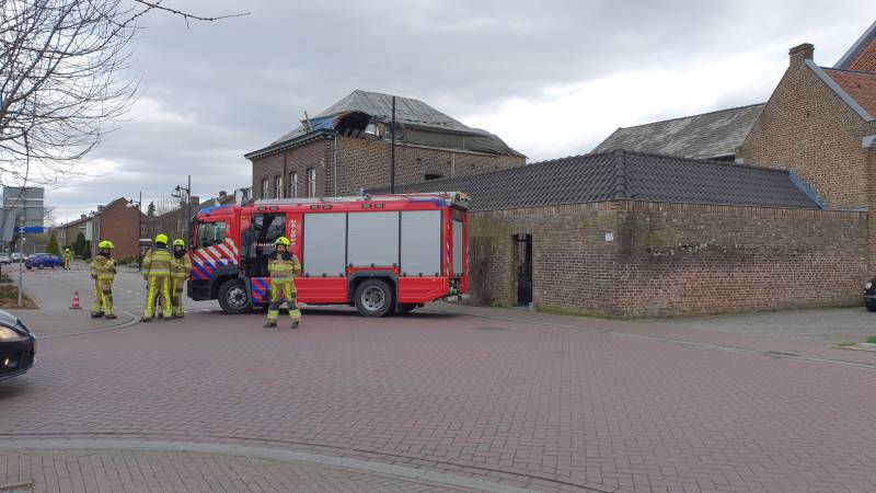 Dak van woning losgewaaid