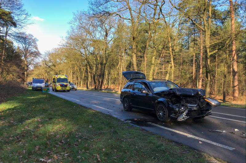 Meerdere voertuigen betrokken bij kop-staartbotsing