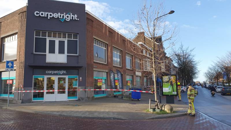 Raam gesprongen door harde wind