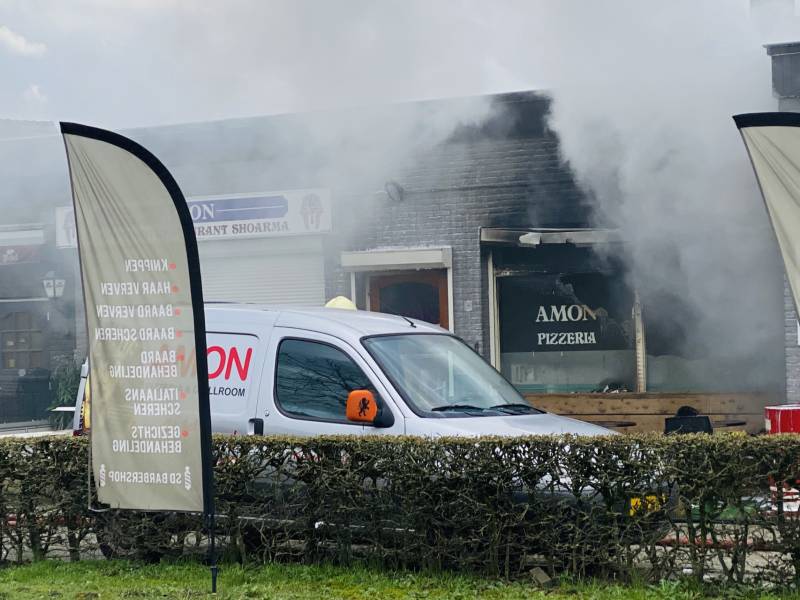 Uitslaande brand in Egyptisch shoarma-restaurant Amon