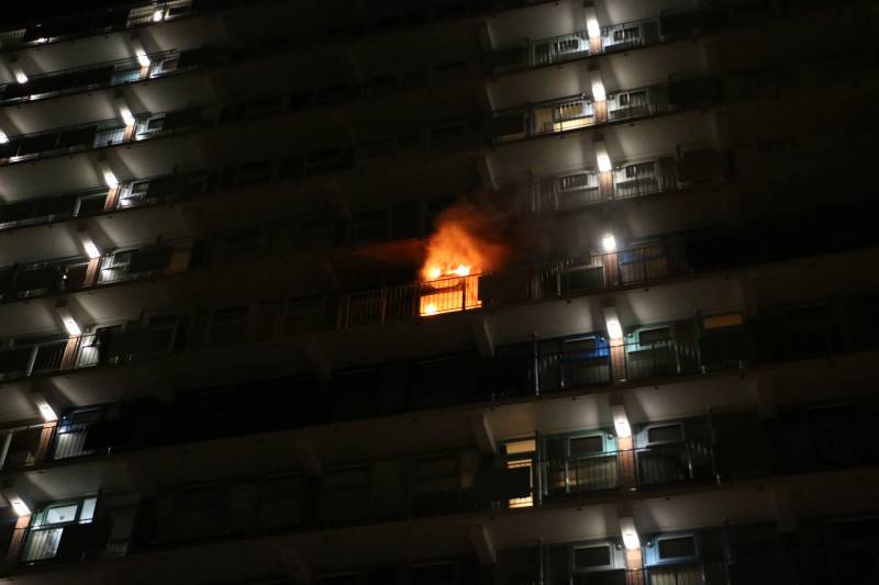 Gewonde bij uitslaande brand in flat