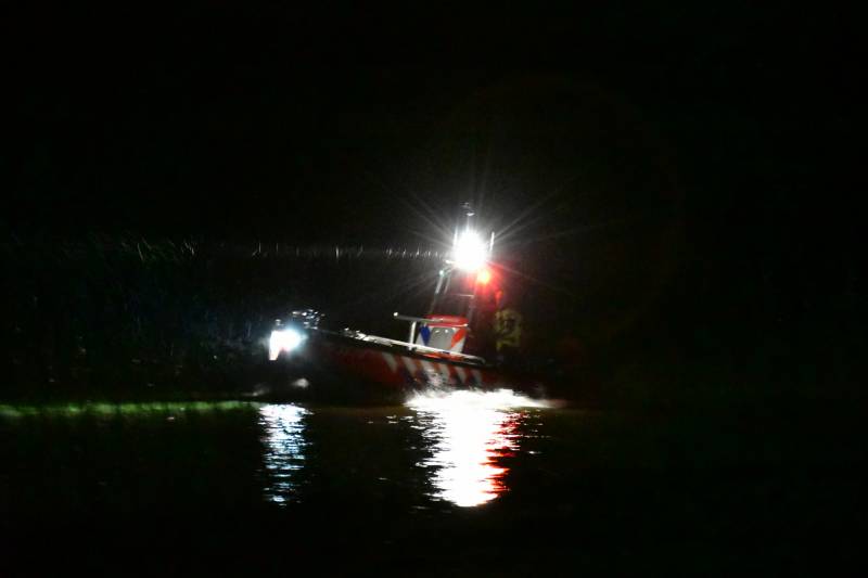 Plezierjacht met motorproblemen komt stil te liggen