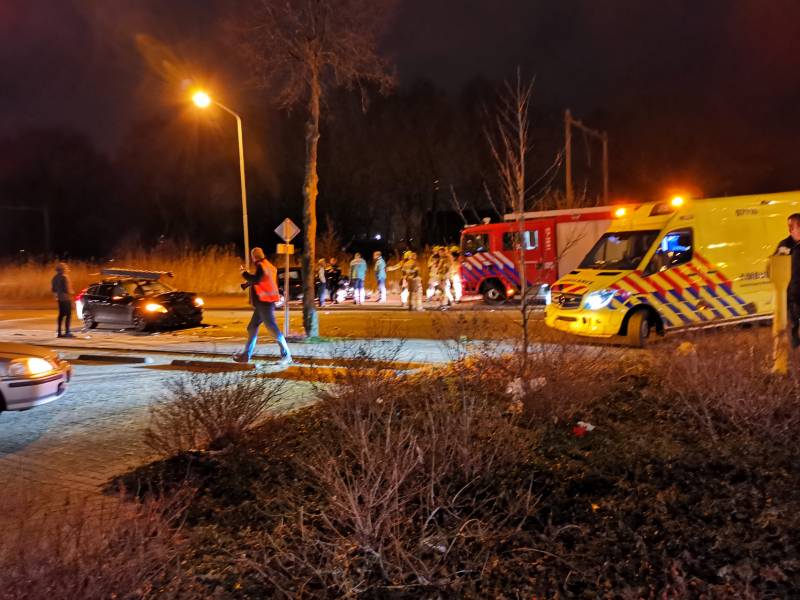 Gewonde na frontale aanrijding op kruising