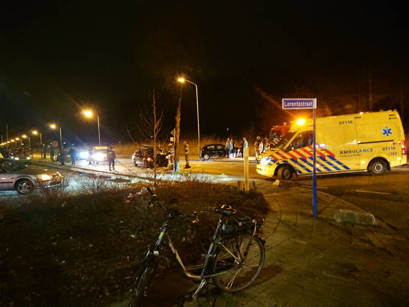 Gewonde na frontale aanrijding op kruising