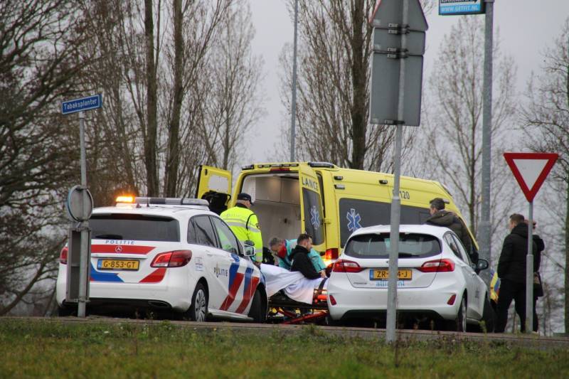 Motorrijder gewond bij ongeval op rotonde