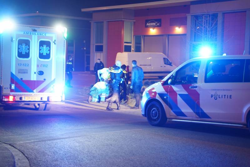 Man in been geschoten op parkeerplaats