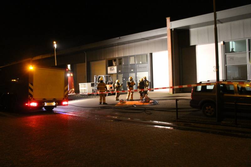 Bedrijf vol rook door brandende fietsaccu's