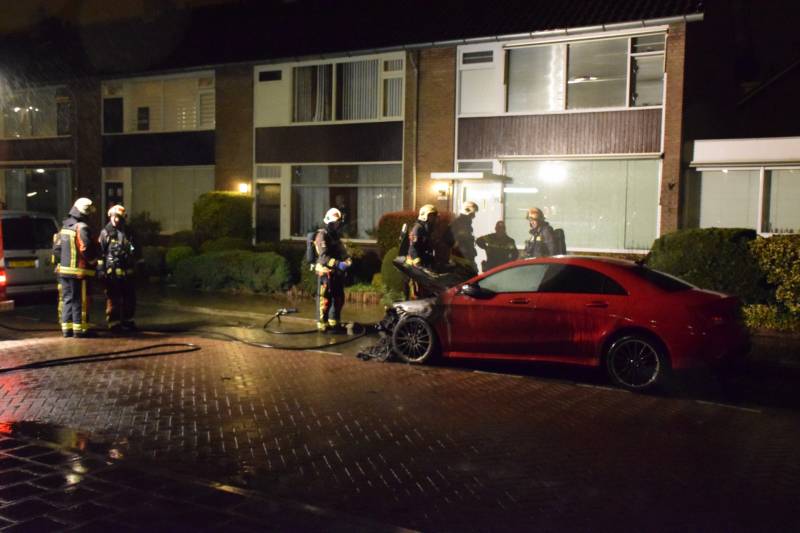 Zoveelste auto in brand