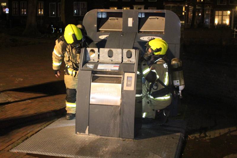 Brand in ondergrondse container