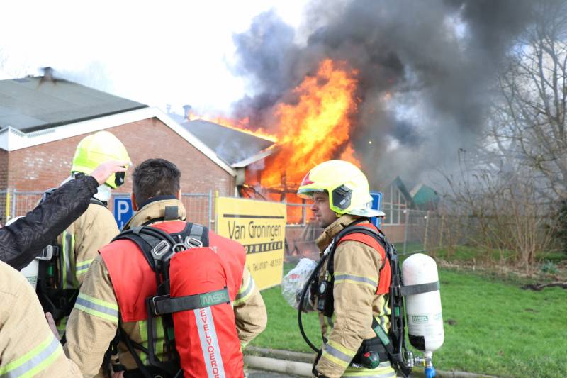 Uitslaande brand in slooppand
