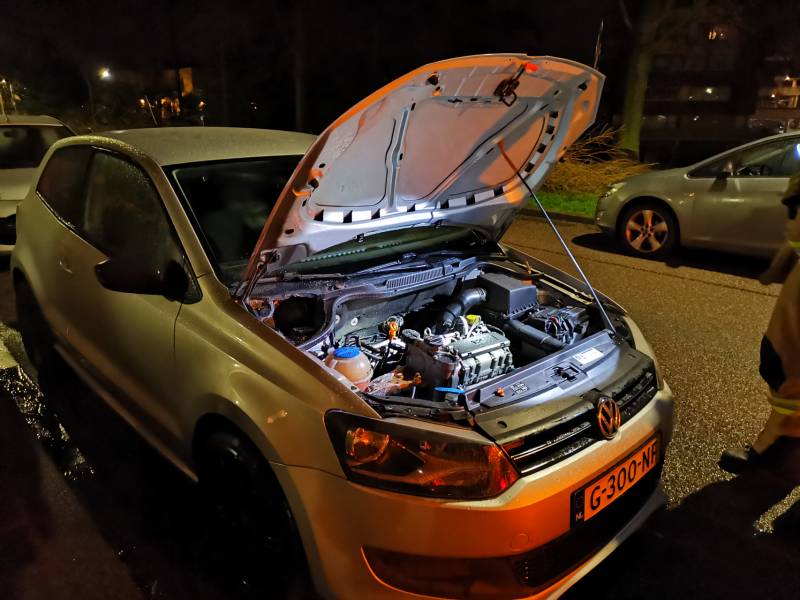 Autobrand snel onder controle