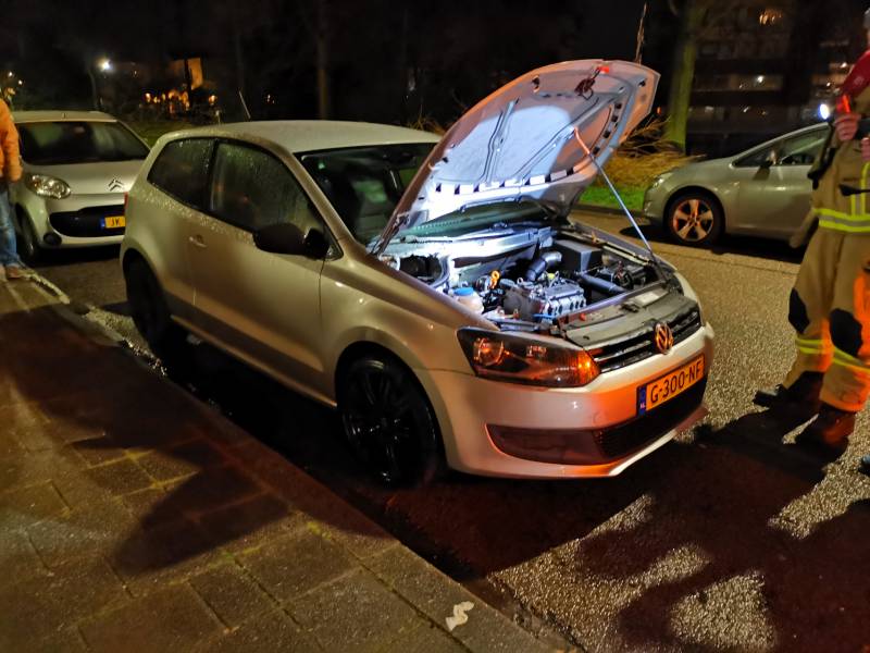 Autobrand snel onder controle