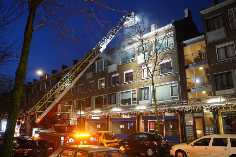 Uitslaande brand in appartement