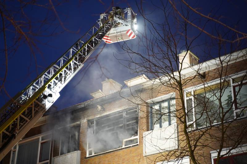 Uitslaande brand in appartement