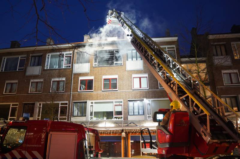 Uitslaande brand in appartement
