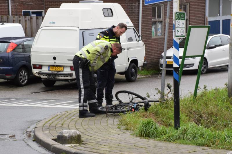 Fietsster gewond bij aanrijding