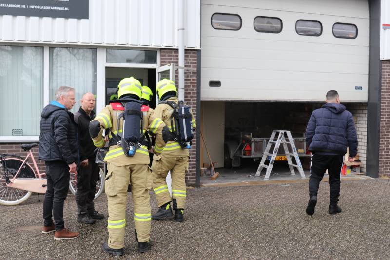 Kleine brand in bedrijvenpand