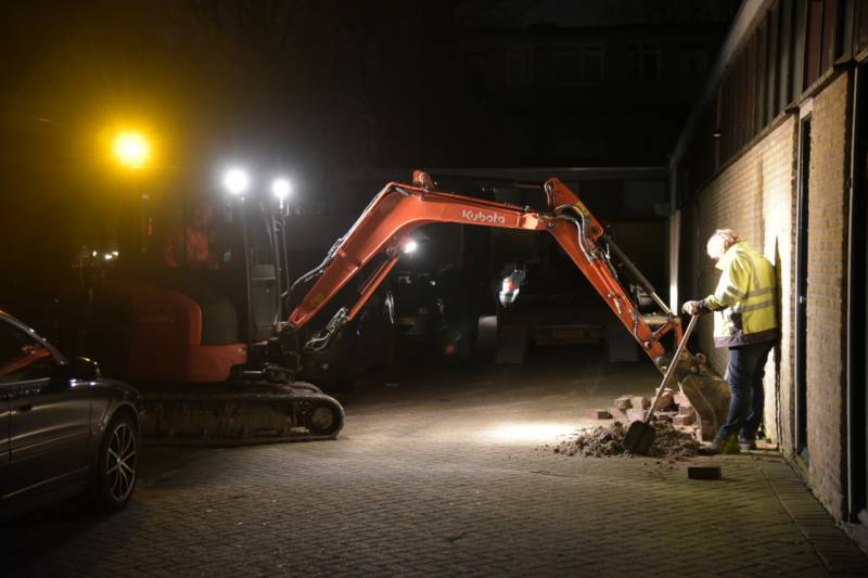 Veel woningen zonder stroom en water na lekkage