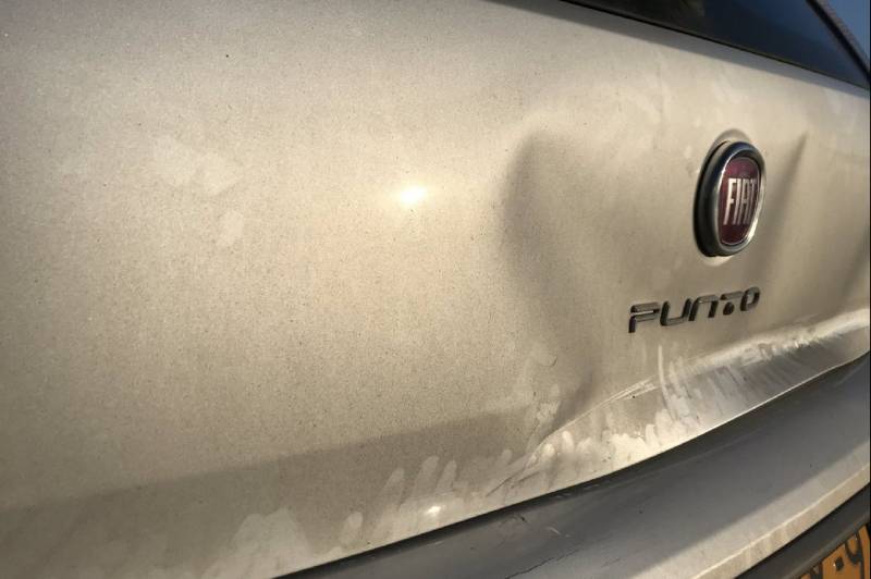 Auto's botsen op Volkerakbrug