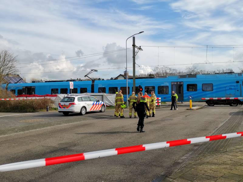 Geen treinverkeer door aanrijding op spoorwegovergang