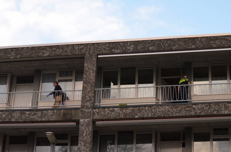 Man overleden bij steekpartij in woning