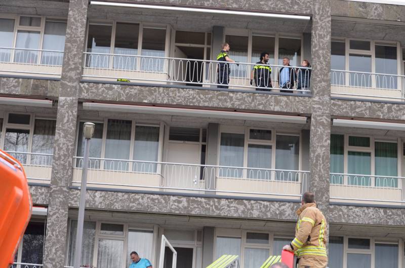 Man overleden bij steekpartij in woning