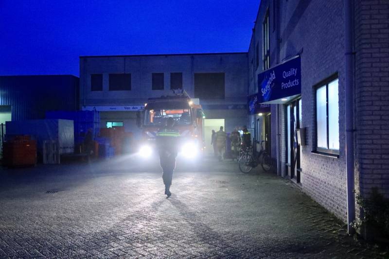 Visgroothandel vol rook na brand in koelcel