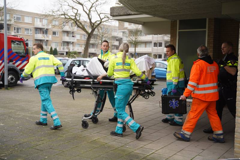 Vrouw uit woning gered bij uitslaande brand in Oosterflank