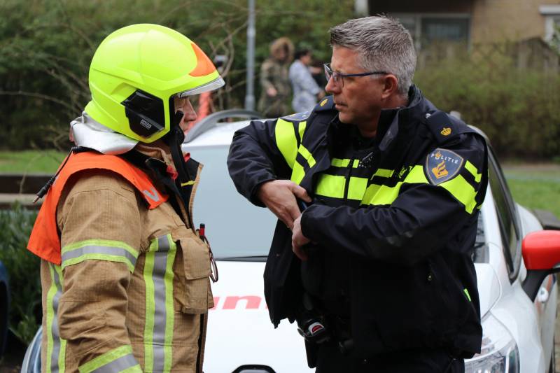 Vrouw uit woning gered bij uitslaande brand in Oosterflank