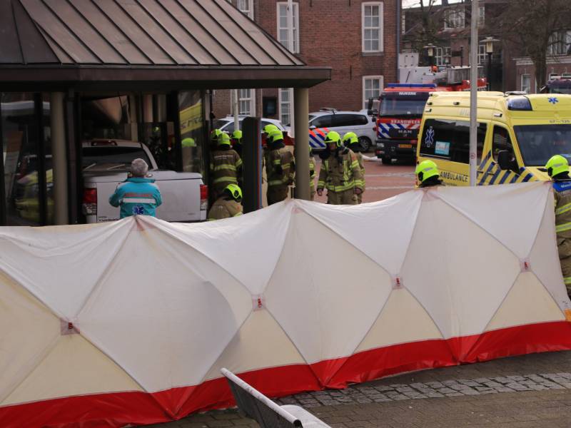 Pick-up wagen ramt pui gemeentehuis