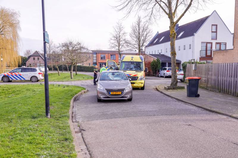 Fietser gewond bij aanrijding met auto