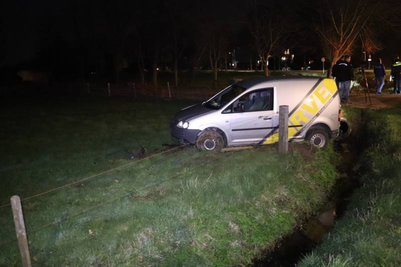 Bestuurder vlucht na ongeval