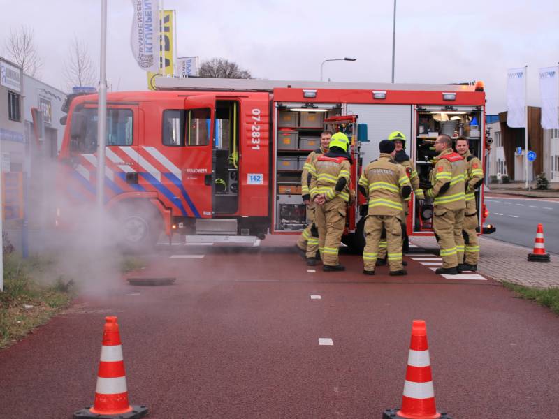 Brandweer opgeroepen voor stoom uit riool