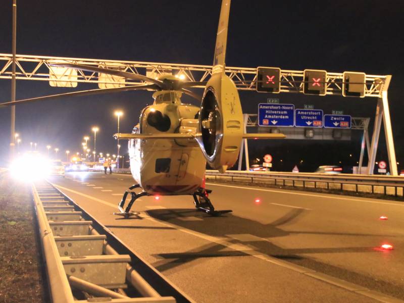 Gewonden bij crash tegen vangrails