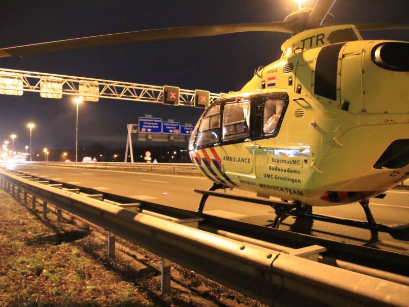 Gewonden bij crash tegen vangrails