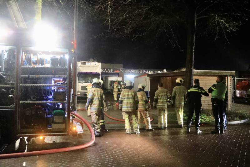 Veel rook bij brand in palingrokerij