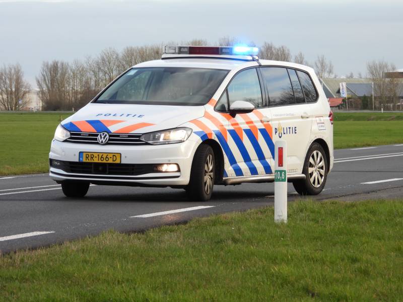 Provincialeweg dicht na aanrijding