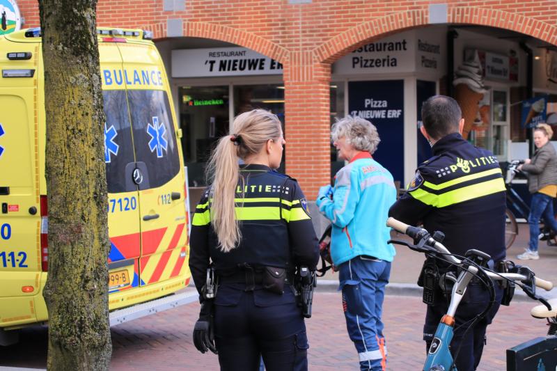 Fietser komt in botsing met auto