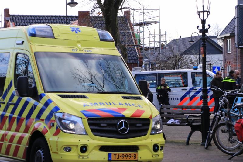Fietser komt in botsing met auto