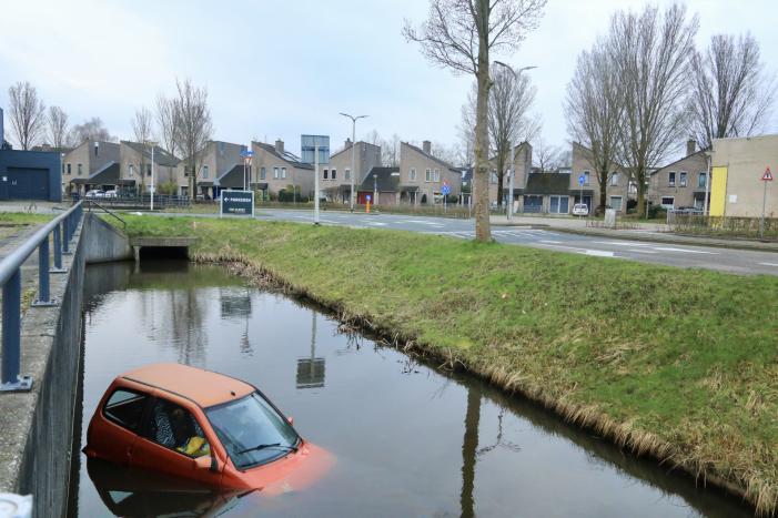 Brommobiel belandt te water voor Piet Klerkx