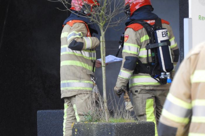 Voormalig pand Getronics Data Centre vol rook