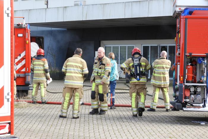 Voormalig pand Getronics Data Centre vol rook