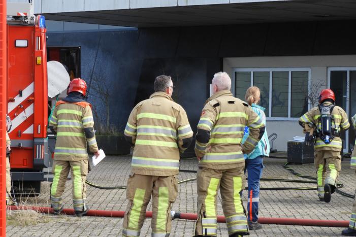 Voormalig pand Getronics Data Centre vol rook