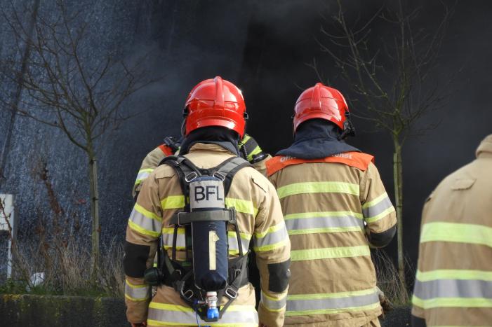 Voormalig pand Getronics Data Centre vol rook