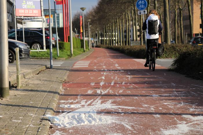 Fietspad onder de verf