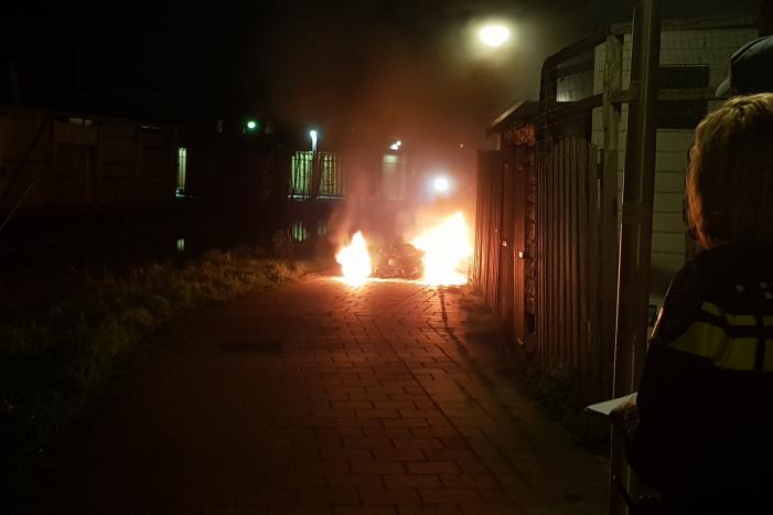Scooter gaat in vlammen op