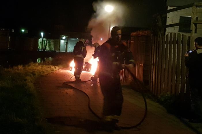 Scooter gaat in vlammen op